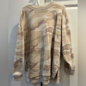 Womens American Eagle Camouflage Sweatshirt, Size Large